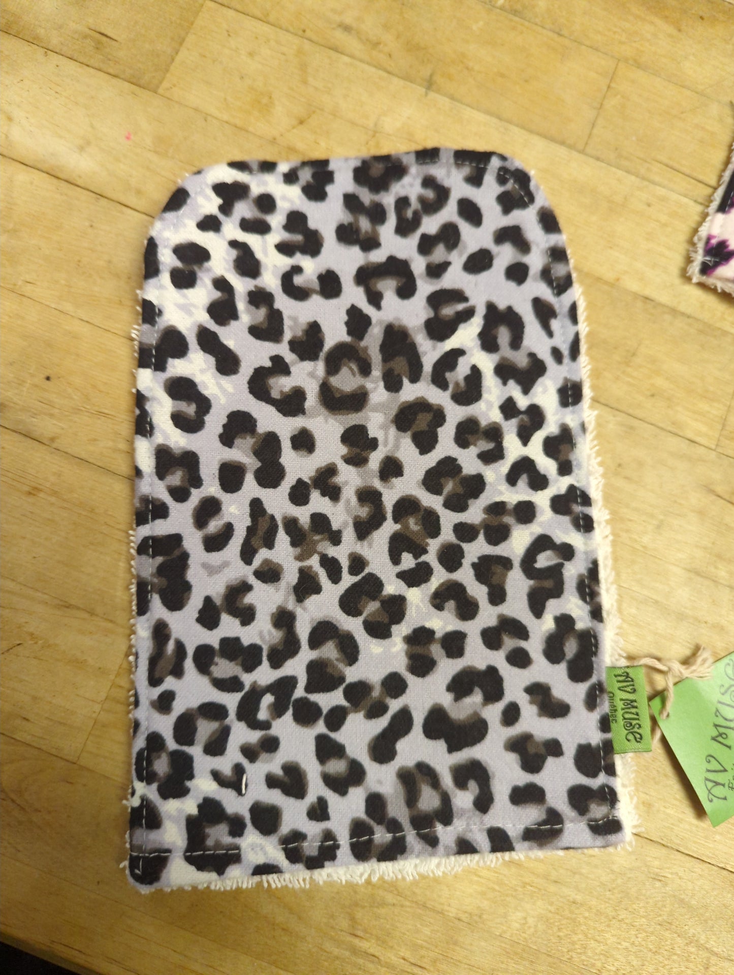 Gant de bain: Av Muse