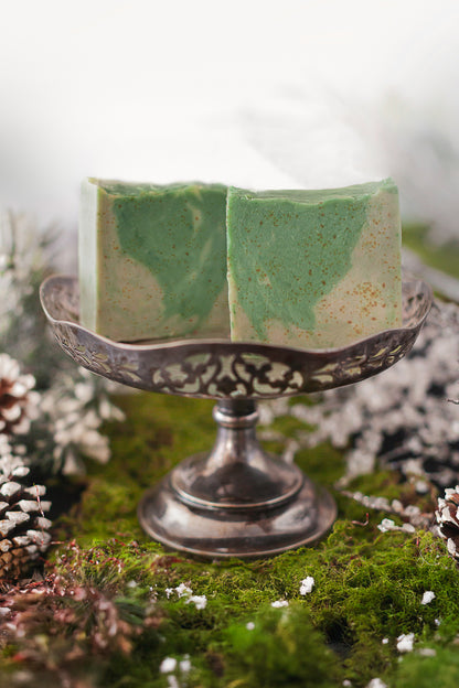 Savon Artisanal exfoliant: Chaï et feuilles de menthe