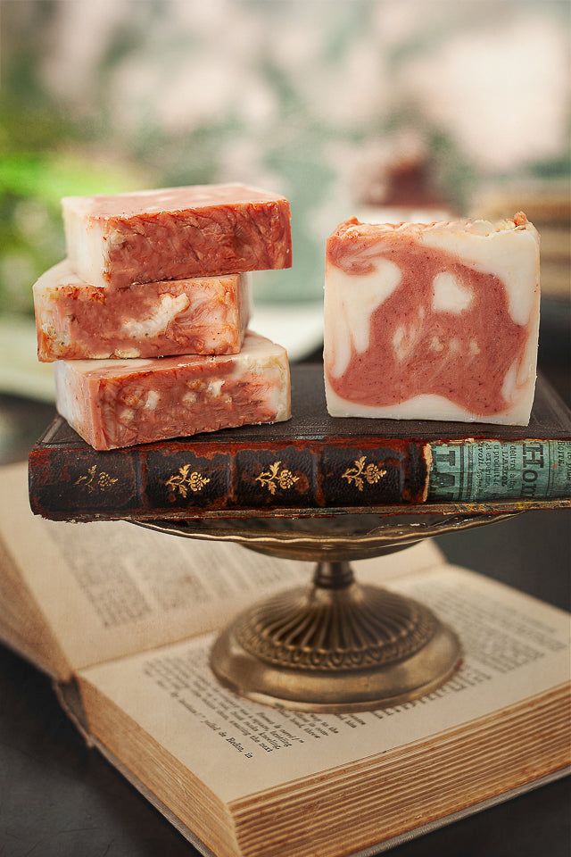 Savon Artisanal: Bourgeons et Pamplemousse