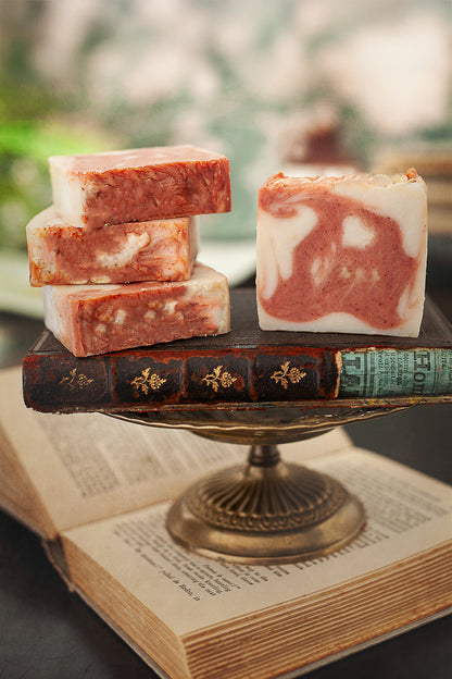 Savon Artisanal: Bourgeons et Pamplemousse