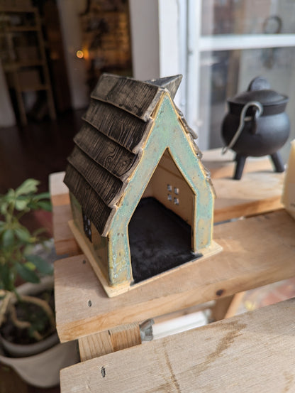 Maisonnette - Witch- décorative en grès