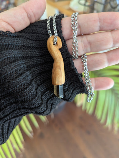 Collier: Bois et Pierre