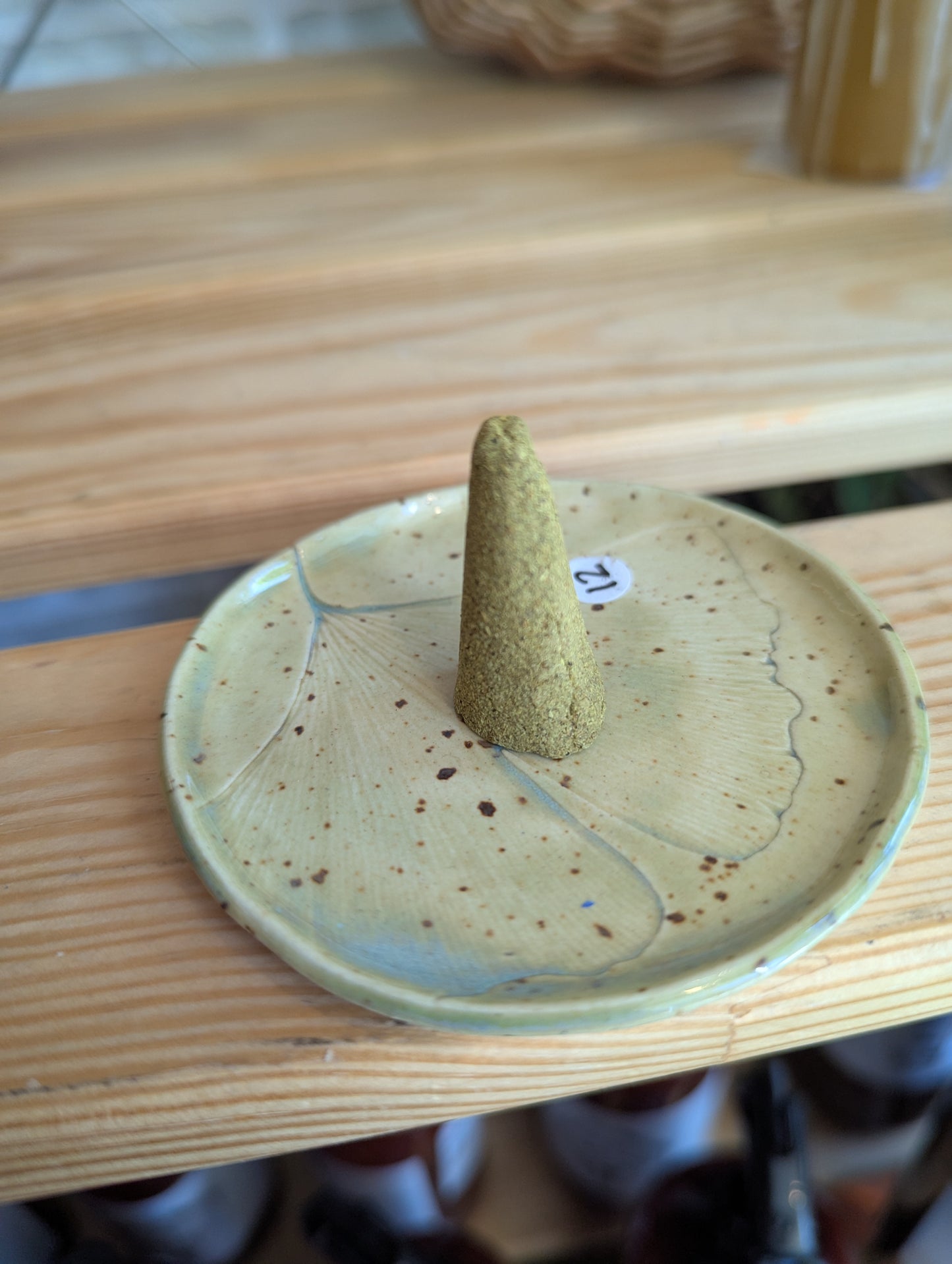 Assiettes à encens en grès: Rocksand