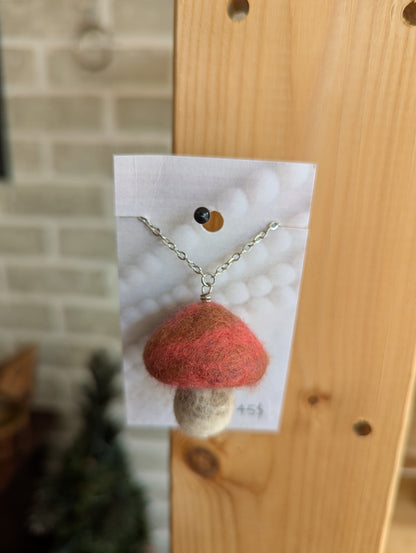 Collier long champignon / Unique