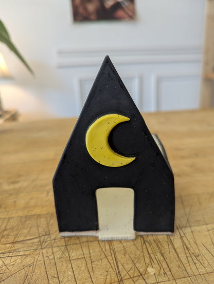 Sandstone decoration - Little house