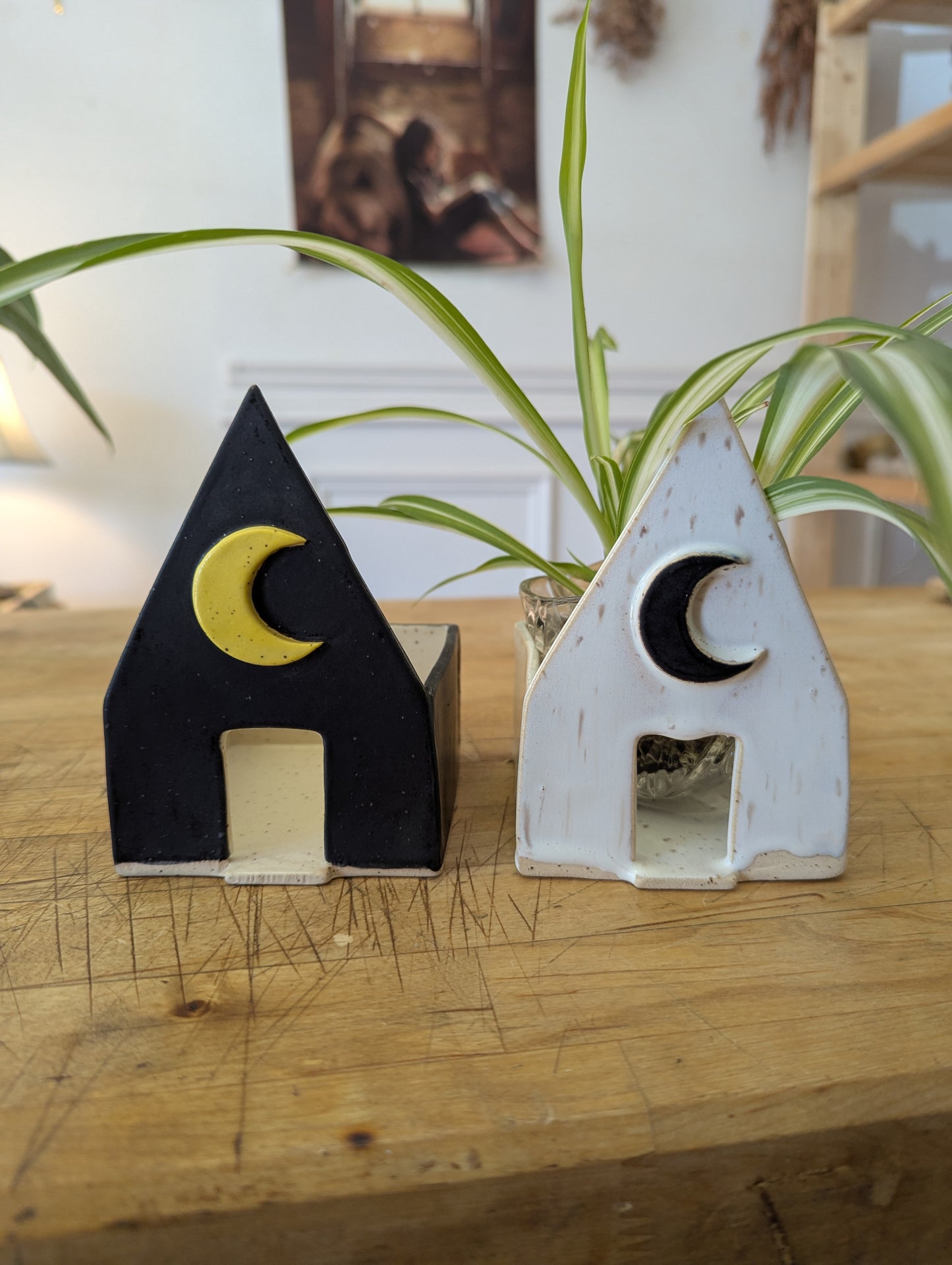 Sandstone decoration - Little house